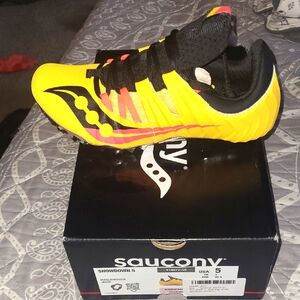 Saucony Showdown 5 Unisex (Sprint Track)